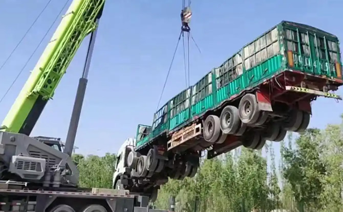 富裕道路脱困救援案例